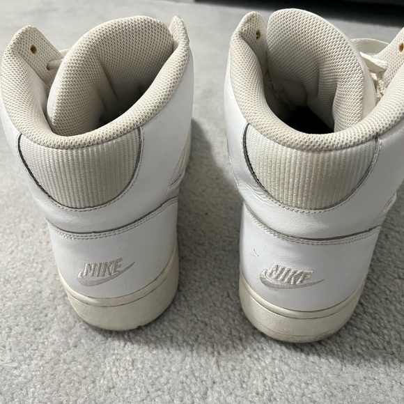 Nike Air Force One Size 11 - Picture 3 of 4